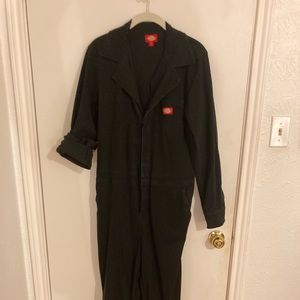 Like new Dickies jumpsuit- super soft material!